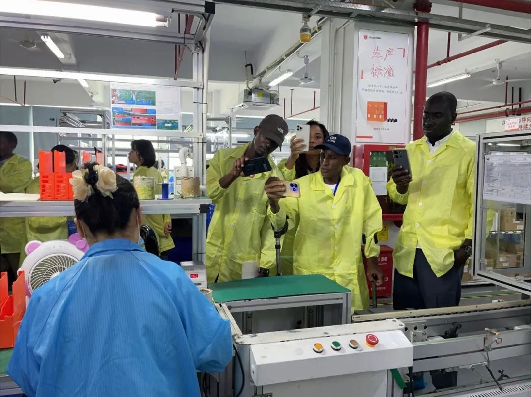 11_¸±±¾.jpg 11_¸±±¾.jpg